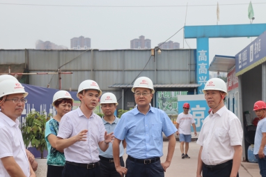 集團公司董事長鄧華帶隊前往內江市、隆昌市考察紡織、糧食儲運、撬裝加油等項目